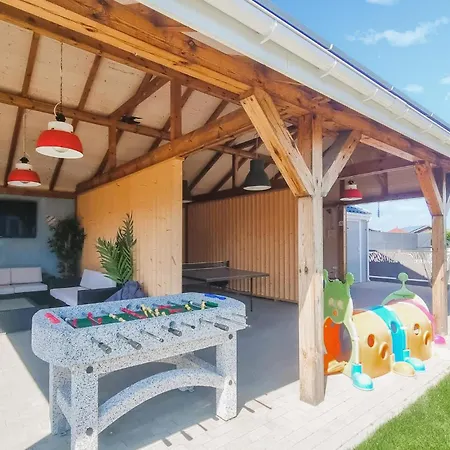 2 Bedroom Beautiful In Sarbinowo